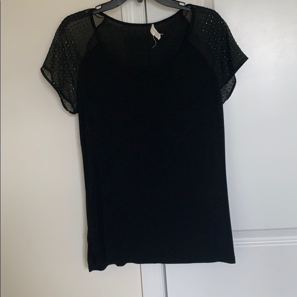 Pleione black shirt